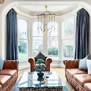  Apartment The Heaton At Claremont Serviced